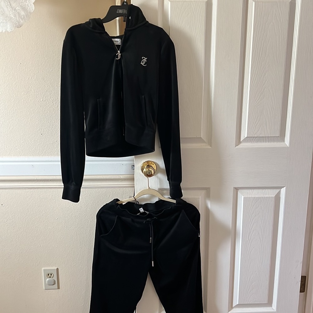 Brand new juicy set